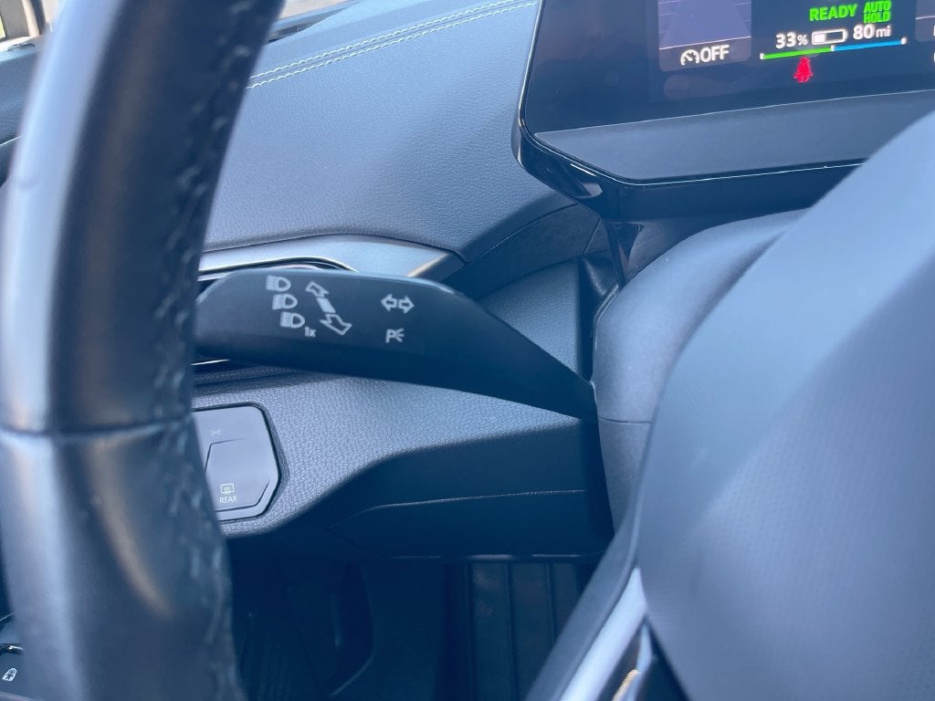 2023 Volkswagen ID.4 Pro