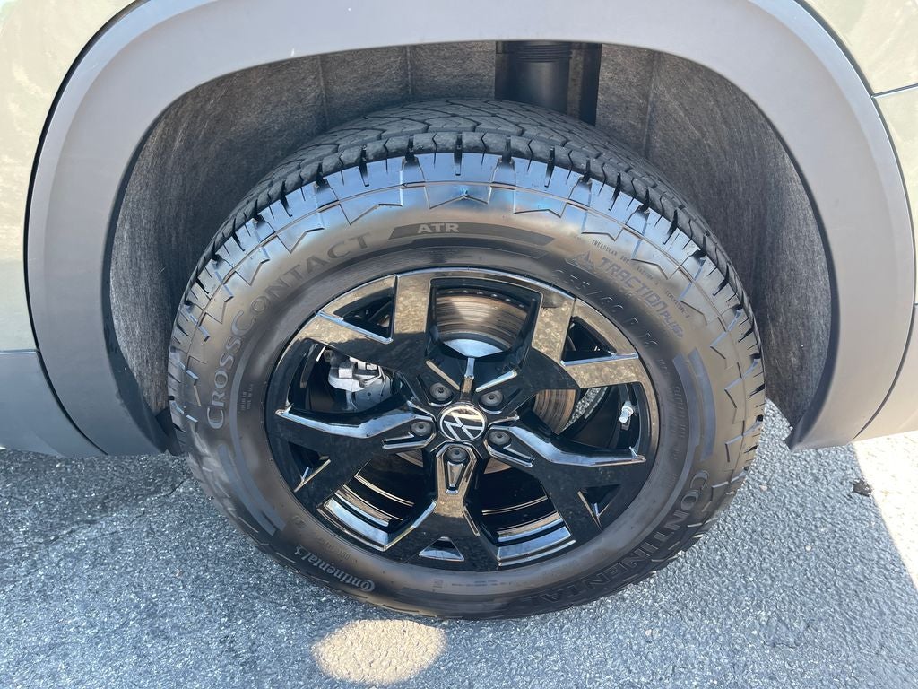 2025 Volkswagen Atlas 2.0T Peak Edition