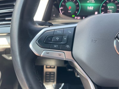 2025 Volkswagen Atlas Cross Sport 2.0T SEL Premium R-Line