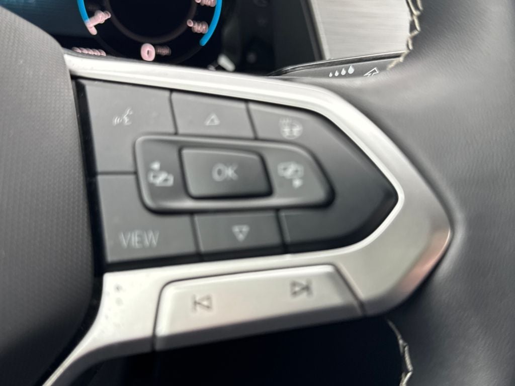 2024 Volkswagen Atlas Cross Sport 2.0T SE