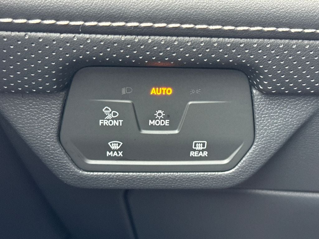 2024 Volkswagen Atlas Cross Sport 2.0T SE