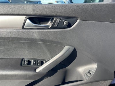 2015 Volkswagen Passat 1.8T S