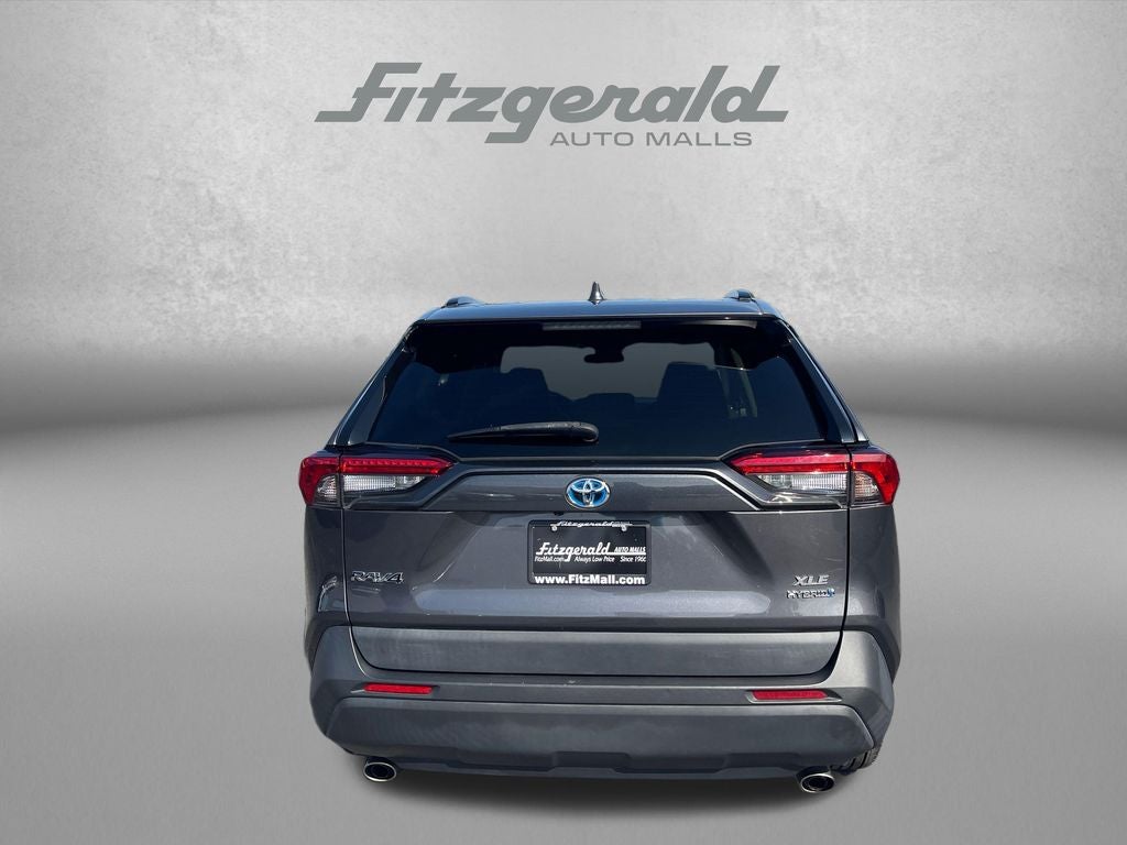 2022 Toyota RAV4 Hybrid XLE