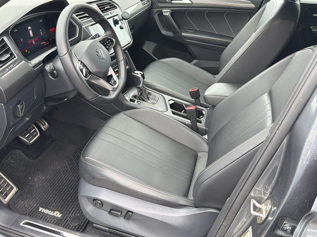 2024 Volkswagen Tiguan 2.0T SE R-Line Black