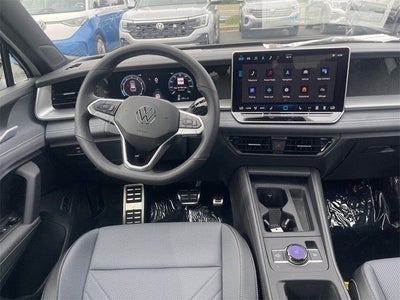 2025 Volkswagen Tiguan 2.0T SE R-Line Black