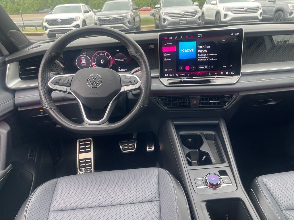 2026 Volkswagen Tiguan 2.0T SE R-Line Black