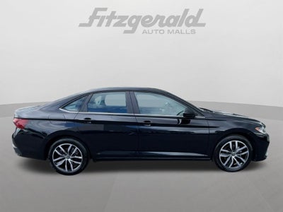 2025 Volkswagen Jetta 1.5T SE