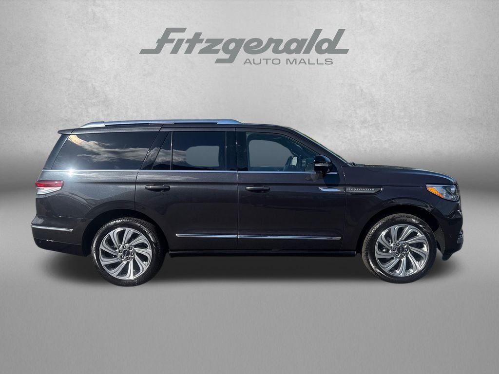 2024 Lincoln Navigator Reserve