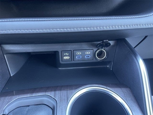 2022 Toyota Highlander Hybrid Limited