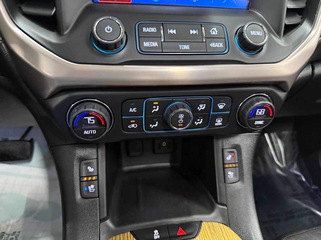 2017 GMC Acadia Denali