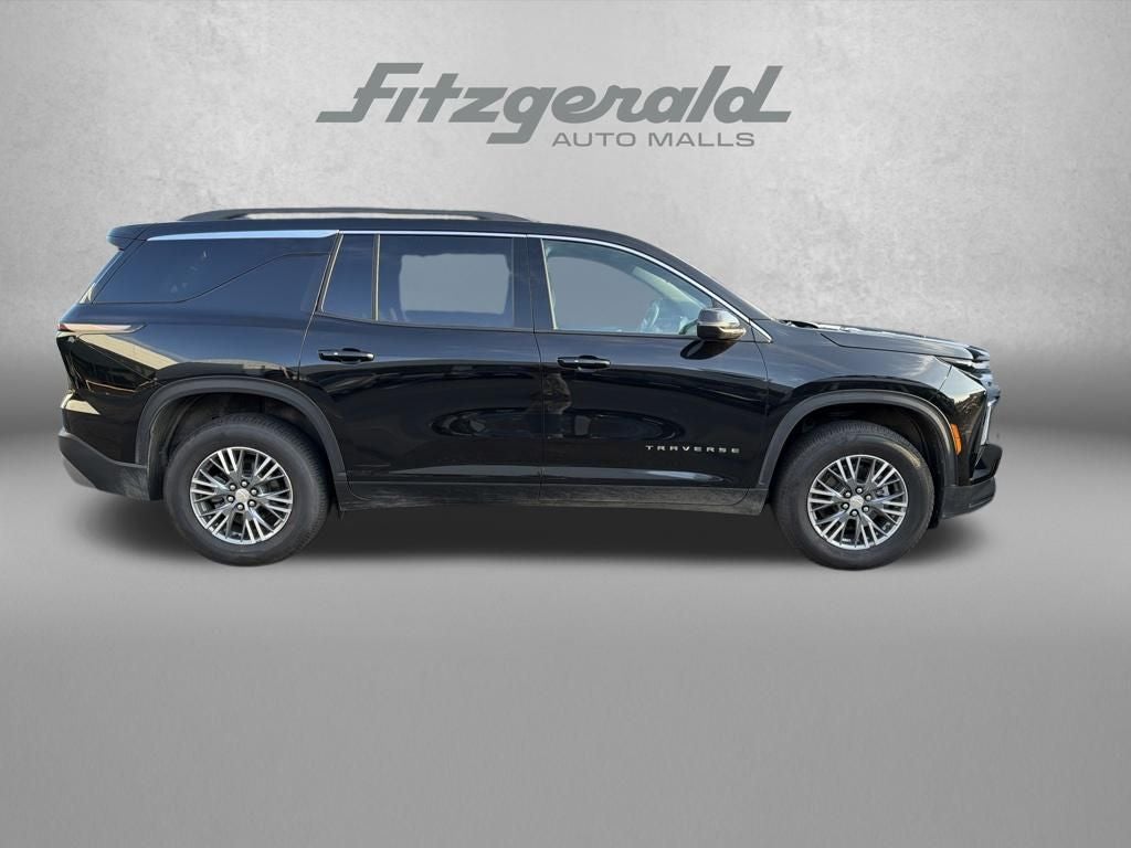2025 Chevrolet Traverse LT 2LT