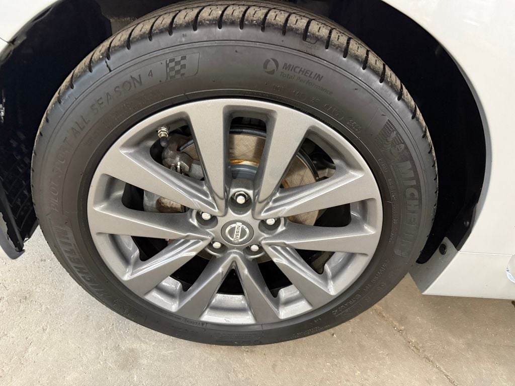 2017 Nissan Altima 2.5 SV