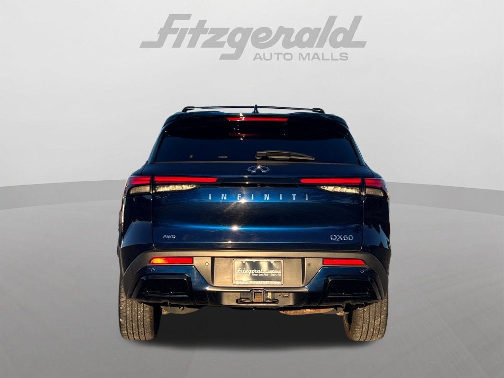 2023 INFINITI QX60 LUXE