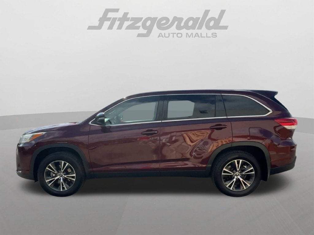 2019 Toyota Highlander LE