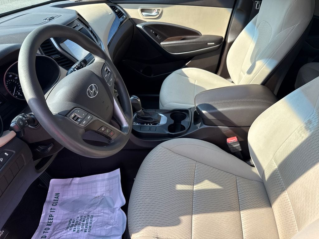 2017 Hyundai SANTA FE SPORT 2.4 Base