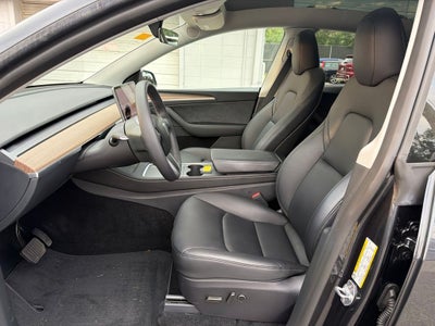 2025 Tesla Model Y Long Range