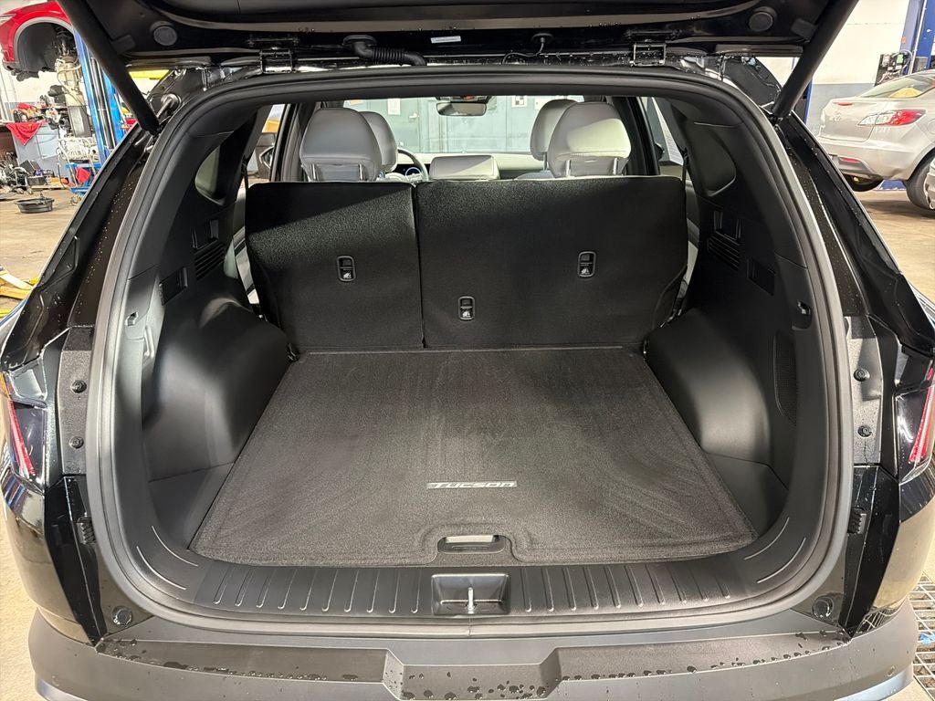 2025 Hyundai TUCSON HYBRID Limited