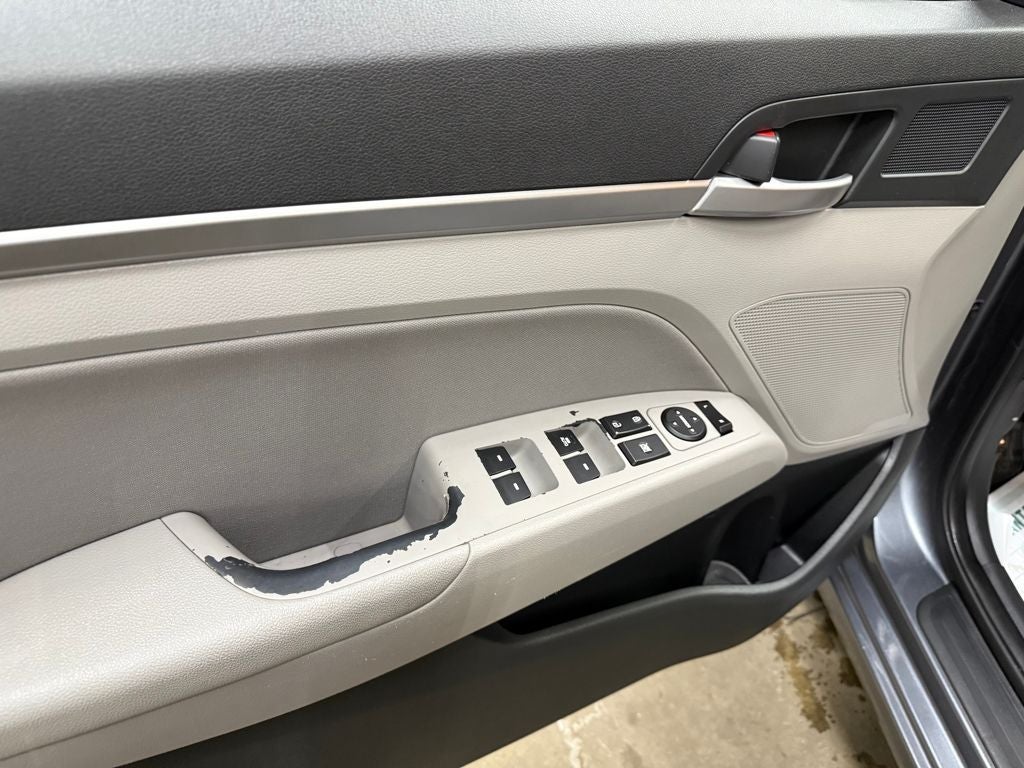 2019 Hyundai ELANTRA Value Edition