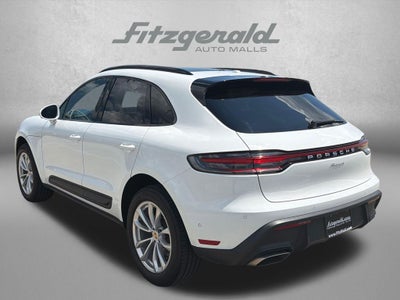 2025 Porsche Macan Base