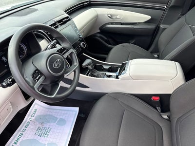 2023 Hyundai TUCSON SE