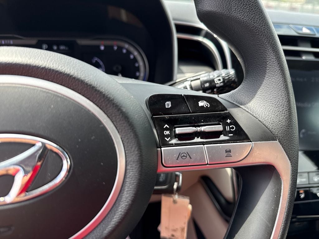 2023 Hyundai TUCSON SE