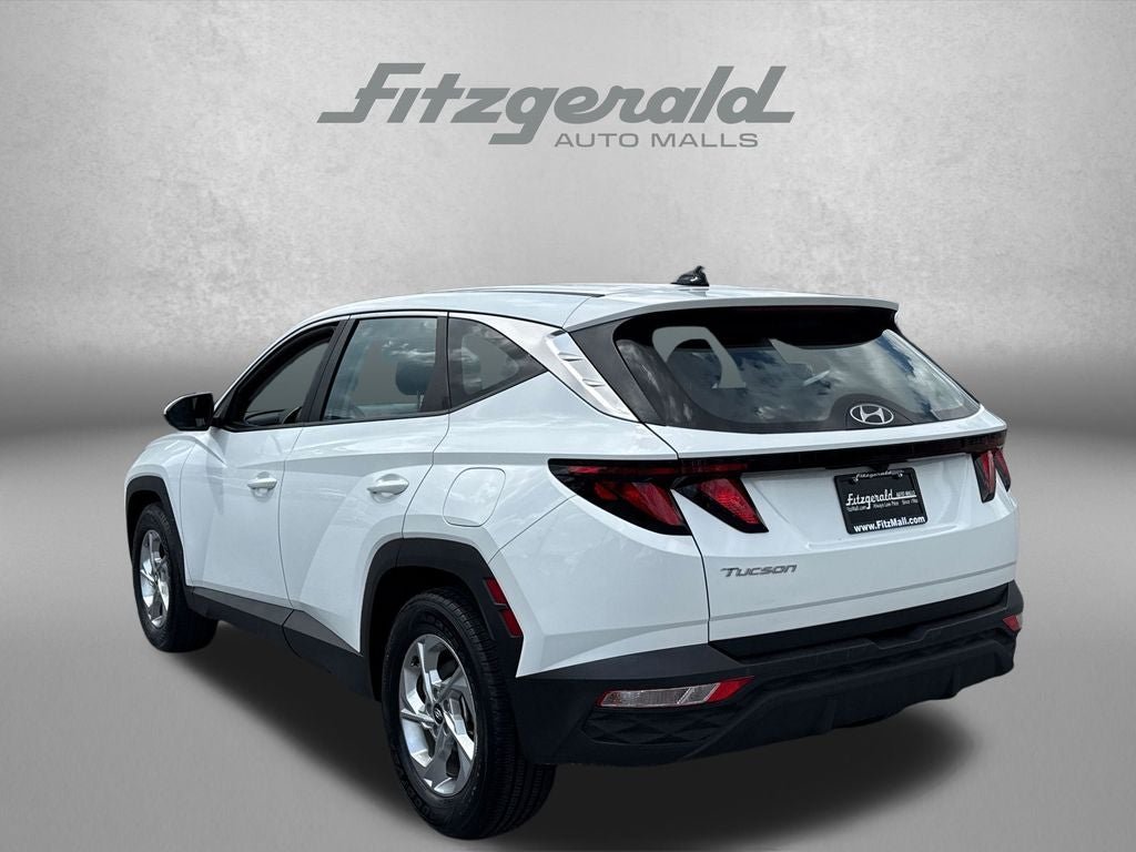2023 Hyundai TUCSON SE