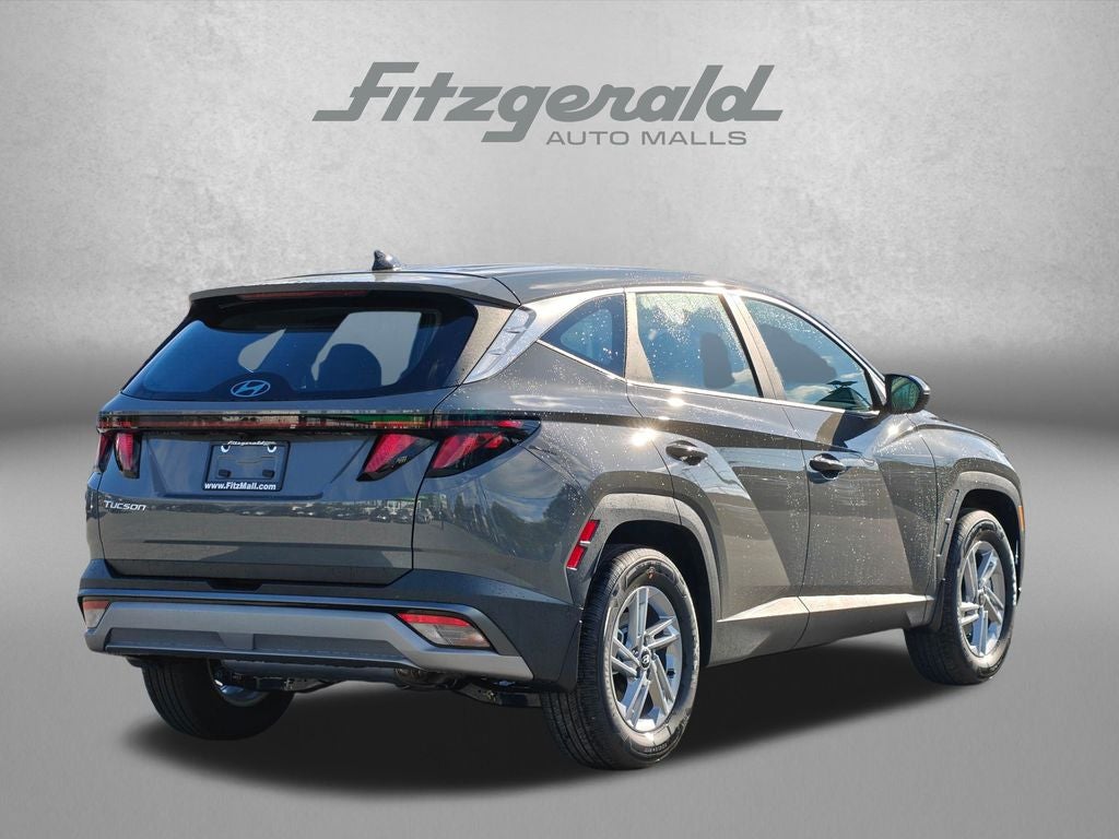 2026 Hyundai TUCSON SE FWD