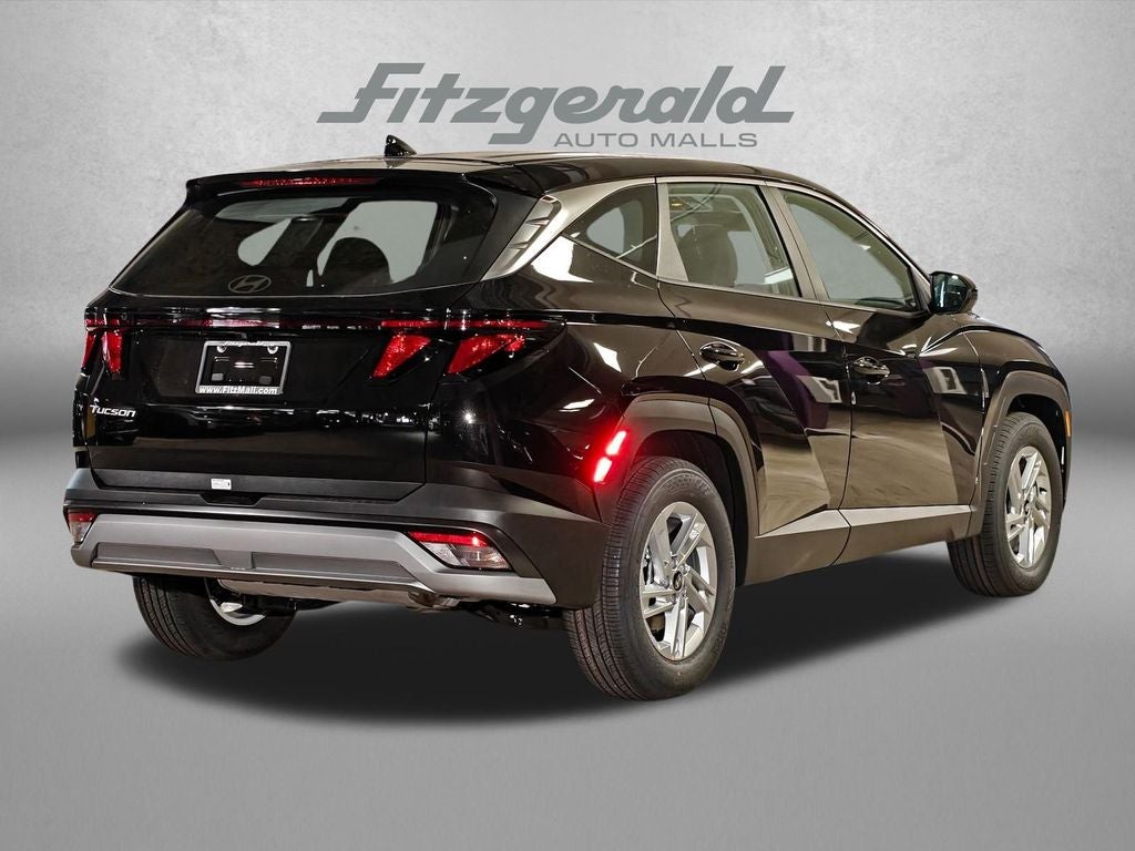 2026 Hyundai TUCSON SE FWD