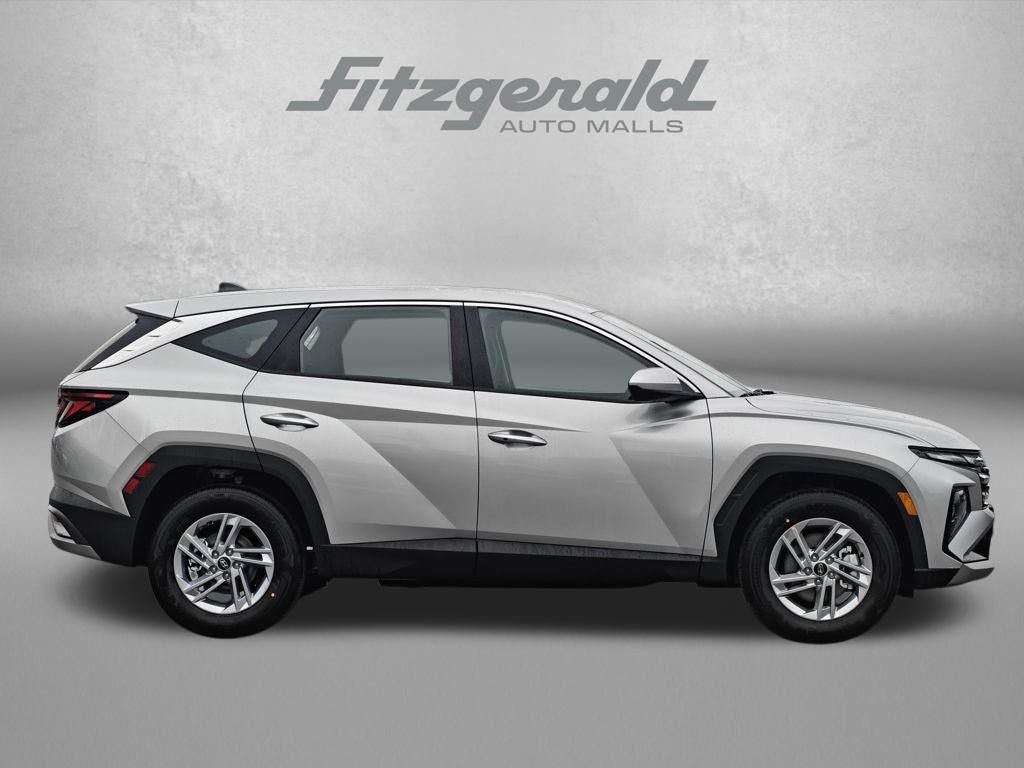 2026 Hyundai TUCSON SE FWD