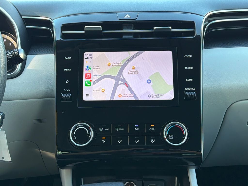 2023 Hyundai TUCSON SE