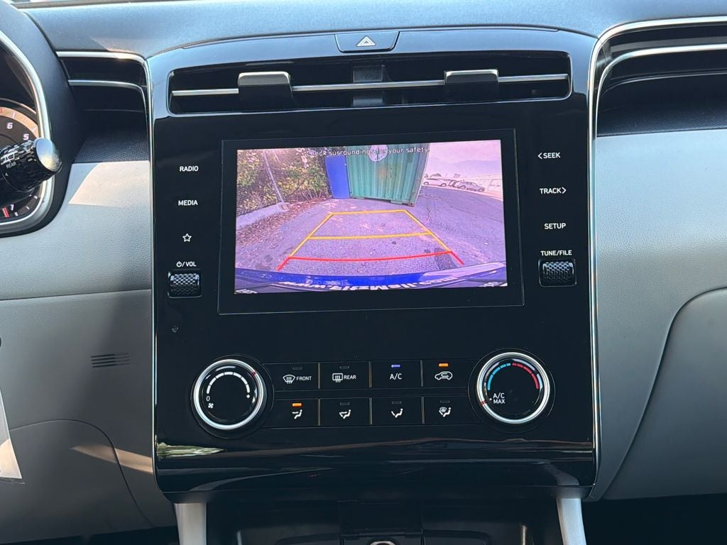 2023 Hyundai TUCSON SE