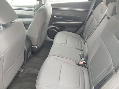 2023 Hyundai TUCSON SE