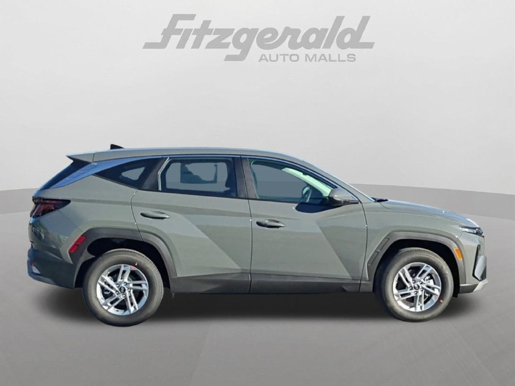 2026 Hyundai TUCSON SE AWD
