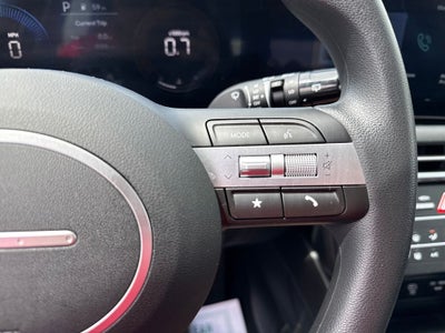 2025 Hyundai TUCSON SE