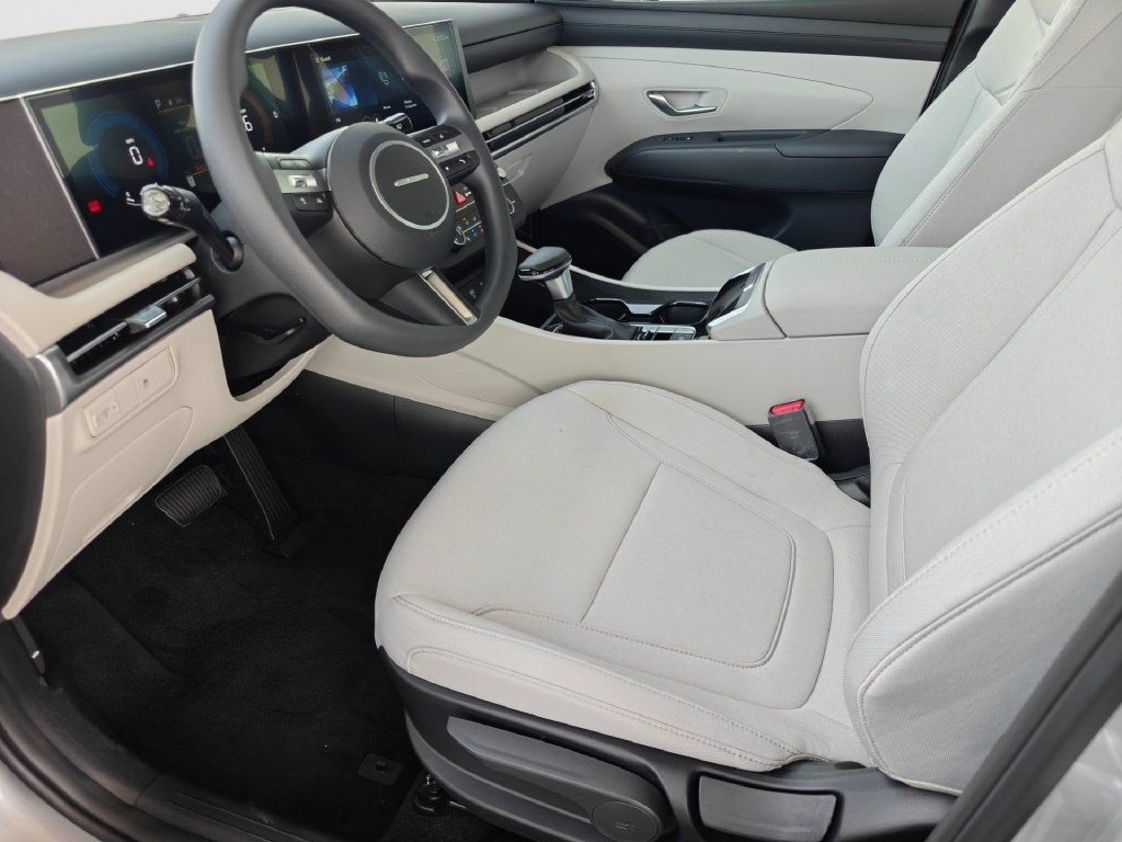 2026 Hyundai TUCSON SE AWD