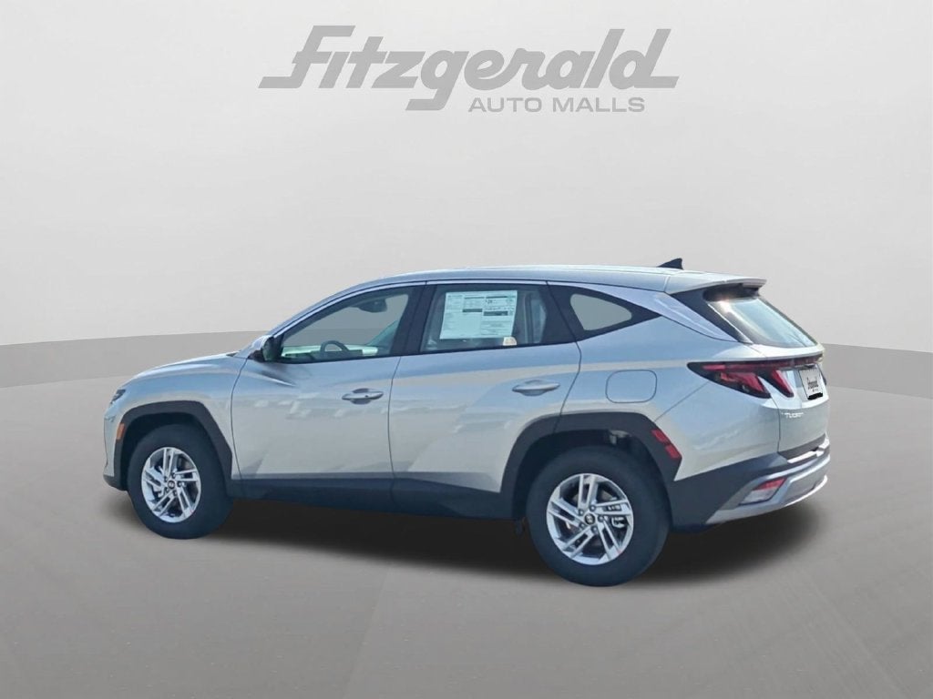 2026 Hyundai TUCSON SE AWD