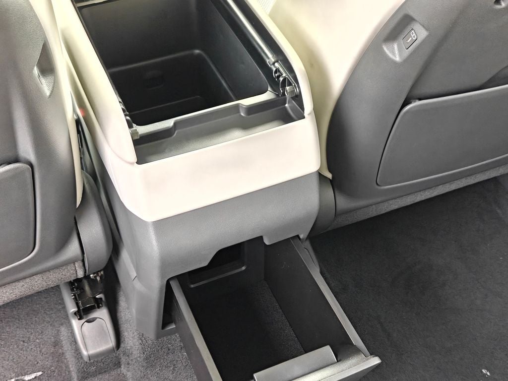 2027 Hyundai SANTA FE SEL FWD