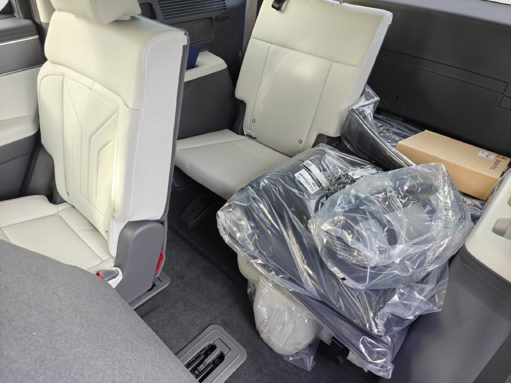 2027 Hyundai SANTA FE HYBRID SEL