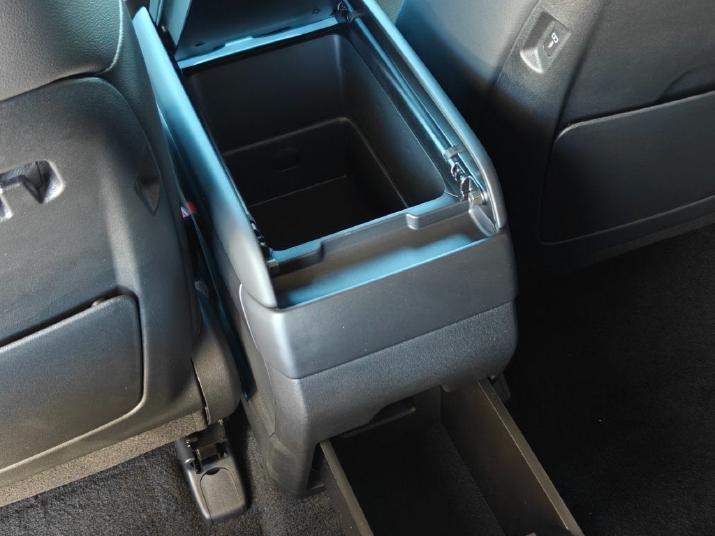 2027 Hyundai SANTA FE HYBRID Limited