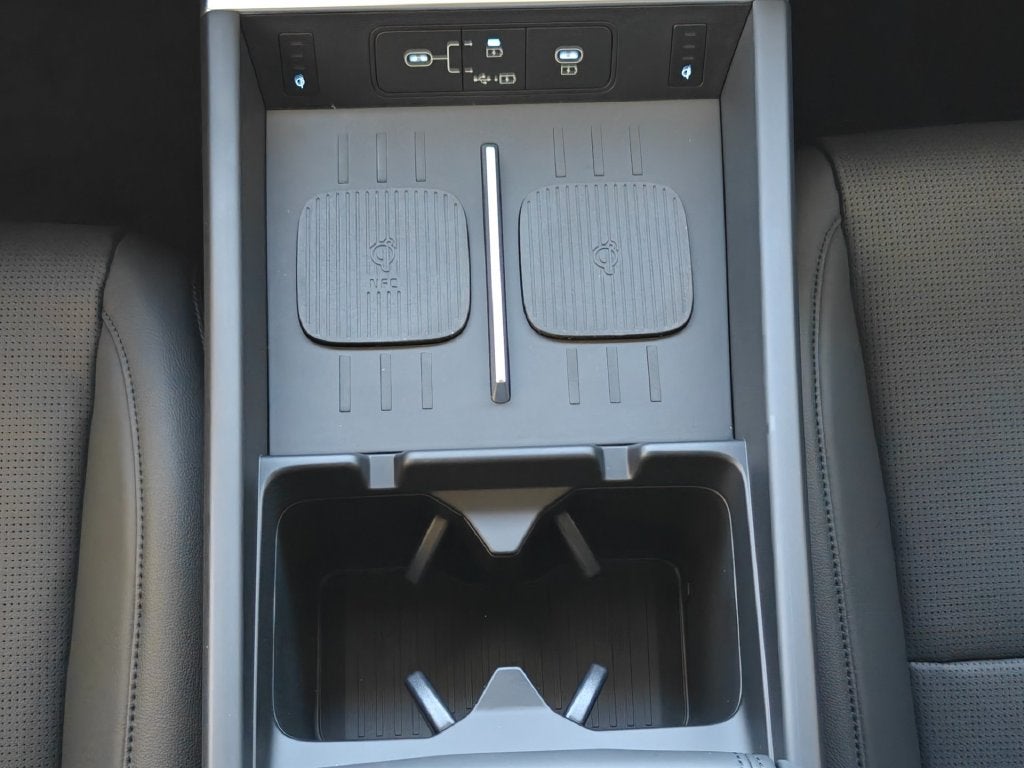2027 Hyundai SANTA FE HYBRID Limited