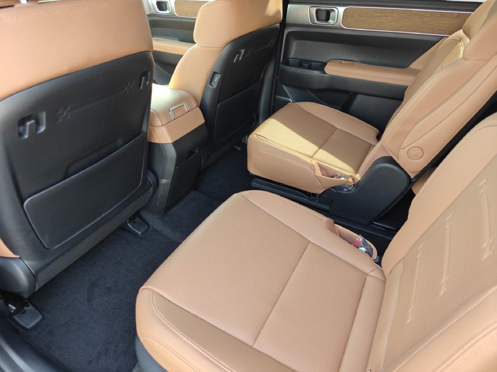 2027 Hyundai SANTA FE HYBRID Limited