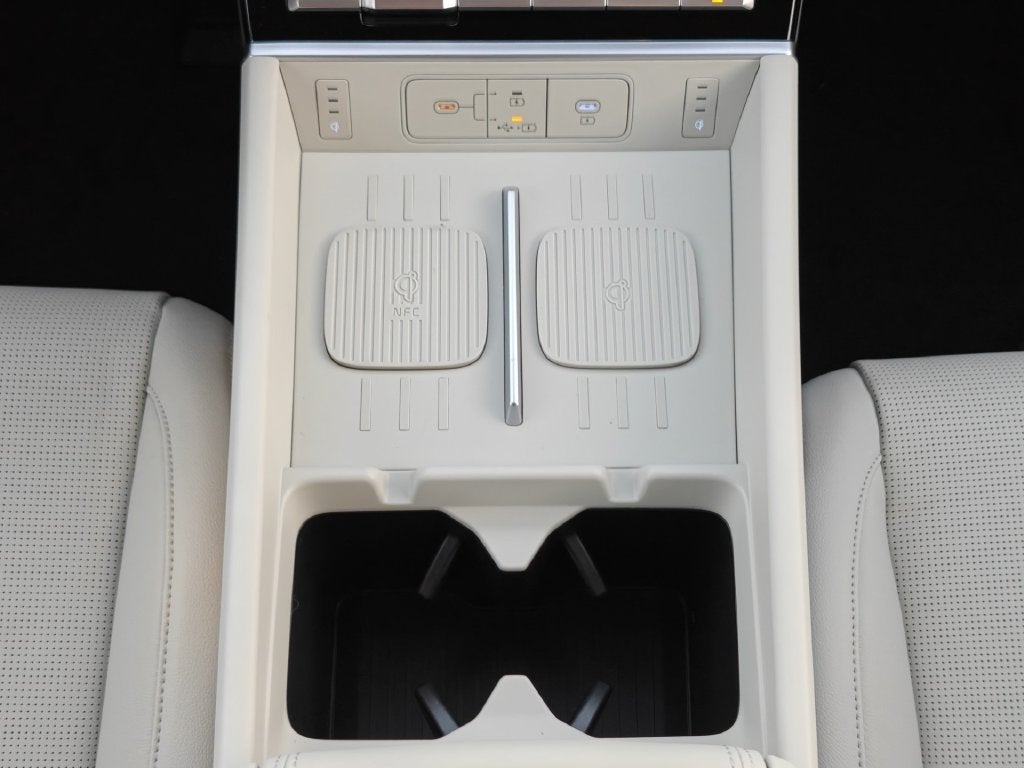 2027 Hyundai SANTA FE HYBRID Limited