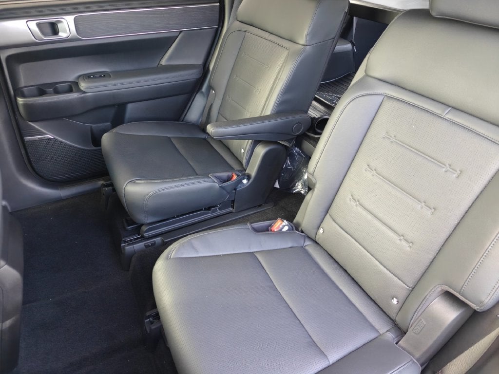 2027 Hyundai SANTA FE HYBRID Limited