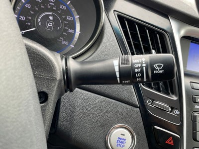 2011 Hyundai SONATA Limited