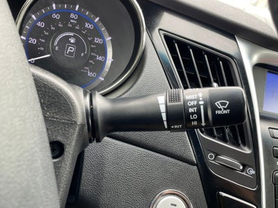 2011 Hyundai SONATA Limited