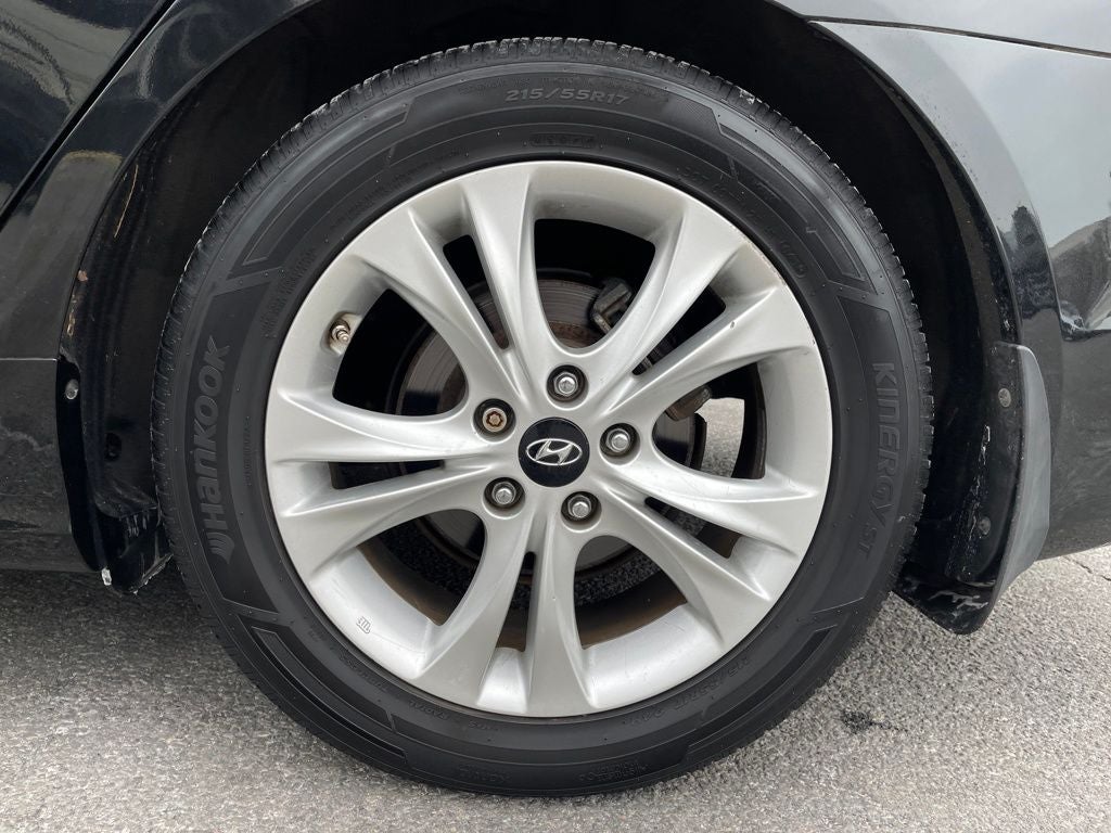 2011 Hyundai SONATA Limited