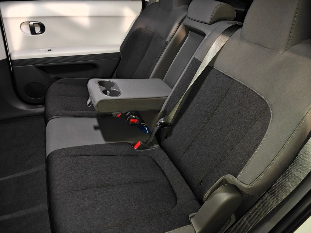 2026 Hyundai IONIQ 5 SE