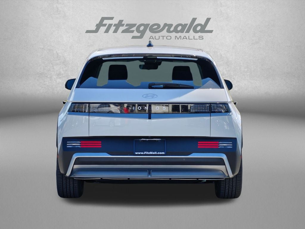 2026 Hyundai IONIQ 5 SE Standard Range