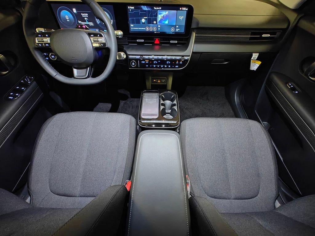 2025 Hyundai IONIQ 5 SE