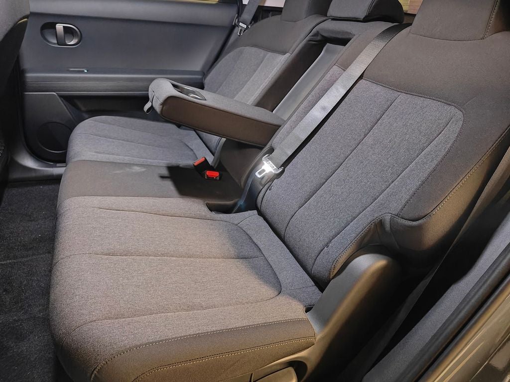 2025 Hyundai IONIQ 5 SE